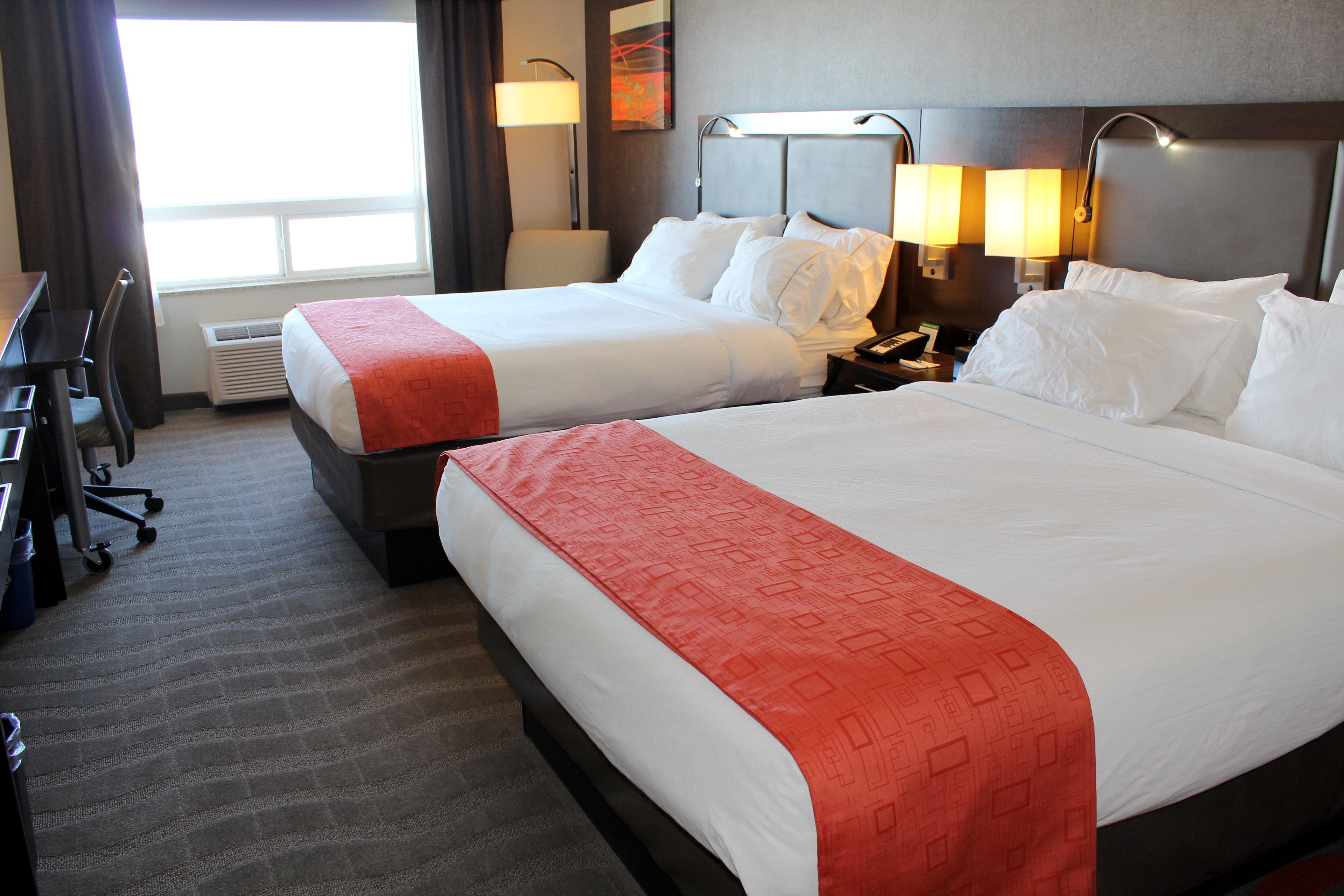 Chateau Inn & Suites Bonnyville Екстериор снимка