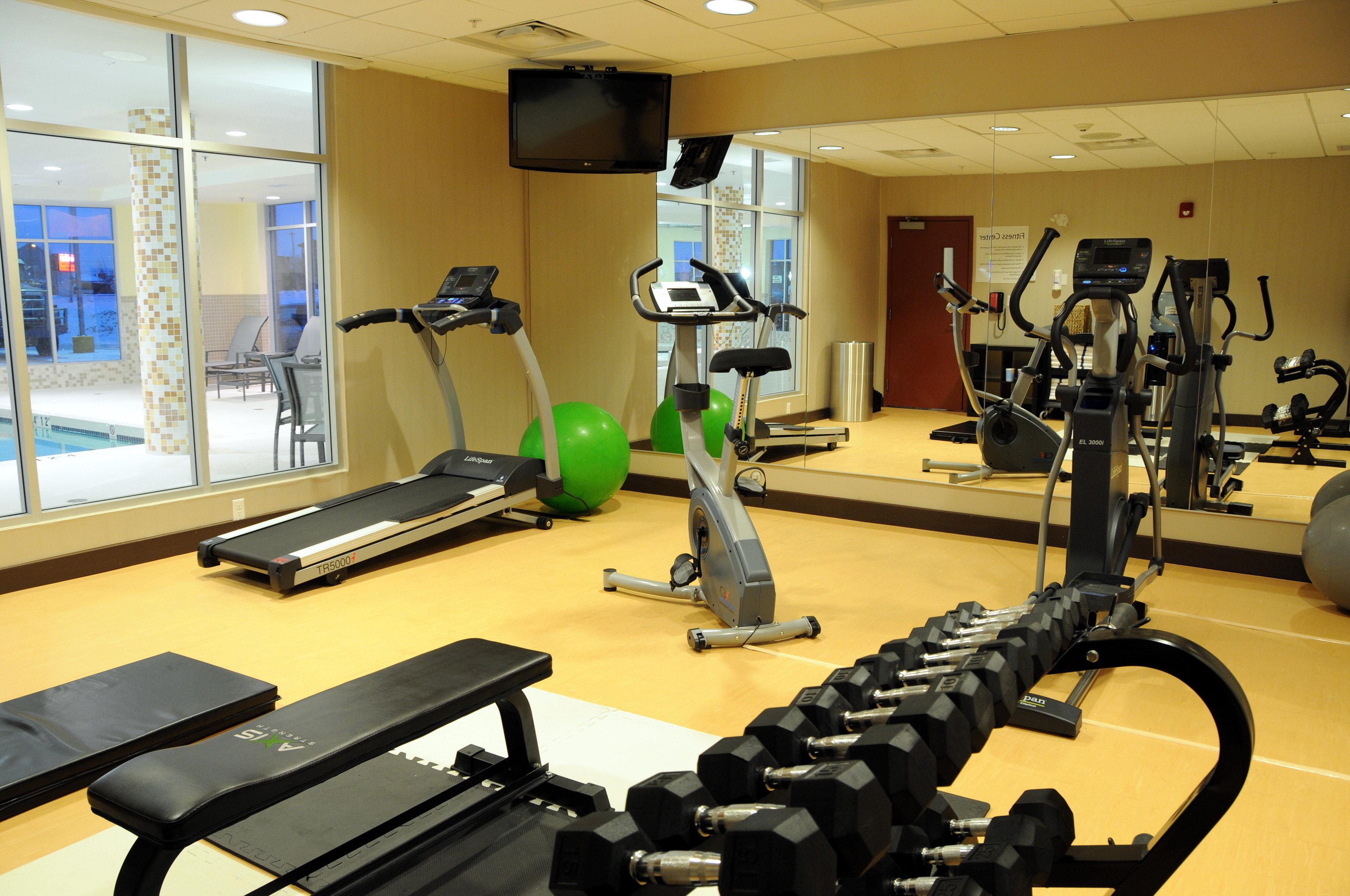 Chateau Inn & Suites Bonnyville Екстериор снимка