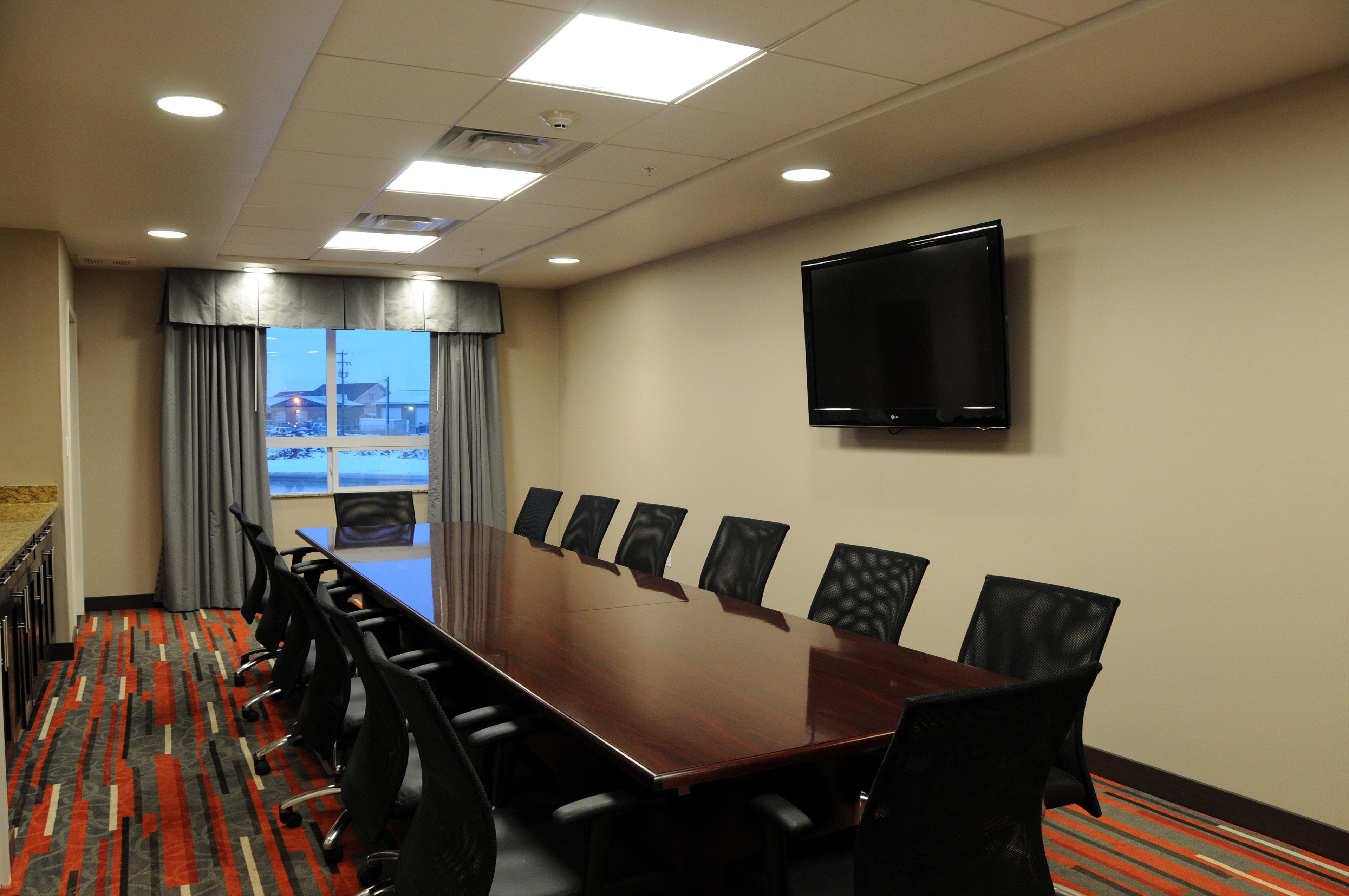 Chateau Inn & Suites Bonnyville Екстериор снимка